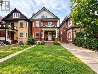 LOWER - 152 MEDLAND STREET Toronto (Junction Area) Ontario photo 1