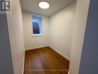 LOWER - 152 MEDLAND STREET Toronto (Junction Area) Ontario photo 14