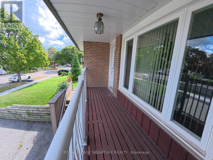 3612 BIRCHMEADOW CRESCENT, Mississauga (Applewood), Ontario, L4Y3R7