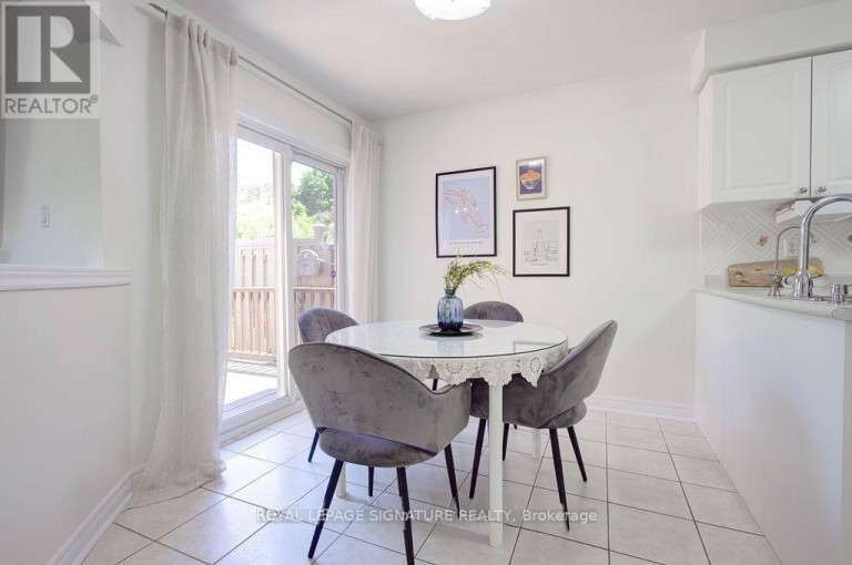 5386 LANDSBOROUGH AVENUE, Mississauga (Hurontario), Ontario, L5R3X2