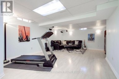 5386 LANDSBOROUGH AVENUE Mississauga (Hurontario) Ontario photo 25