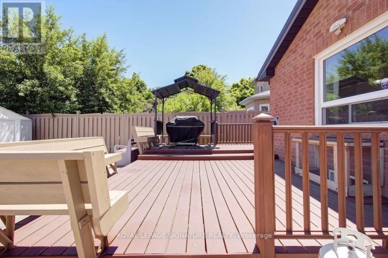 5386 LANDSBOROUGH AVENUE, Mississauga (Hurontario), Ontario, L5R3X2
