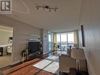 613 - 1055 SOUTHDOWN ROAD Mississauga (Clarkson) Ontario photo 1
