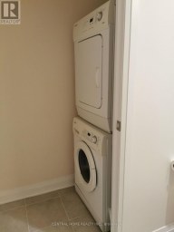 613 - 1055 SOUTHDOWN ROAD Mississauga (Clarkson) Ontario photo 11