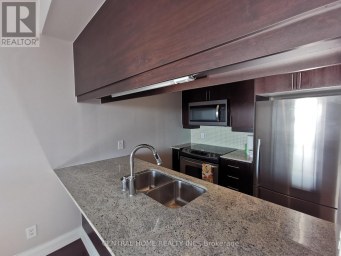613 - 1055 SOUTHDOWN ROAD Mississauga (Clarkson) Ontario photo 3