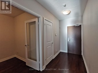613 - 1055 SOUTHDOWN ROAD Mississauga (Clarkson) Ontario photo 4