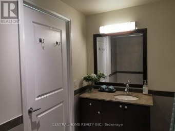 613 - 1055 SOUTHDOWN ROAD Mississauga (Clarkson) Ontario photo 9
