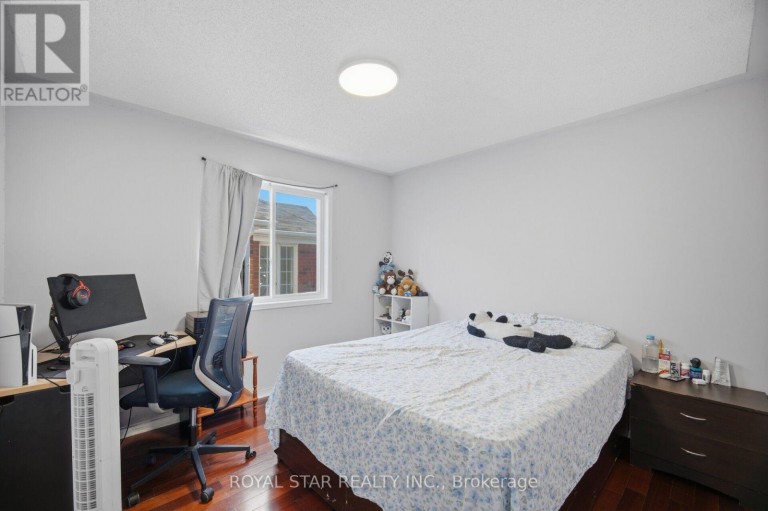 18 SUMMER MIST COURT, Brampton (Sandringham-Wellington), Ontario, L6R2Z1
