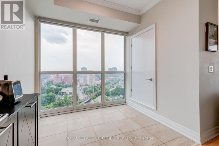 1806 - 100 JOHN STREET, Brampton (Downtown Brampton), Ontario, L6W0A8
