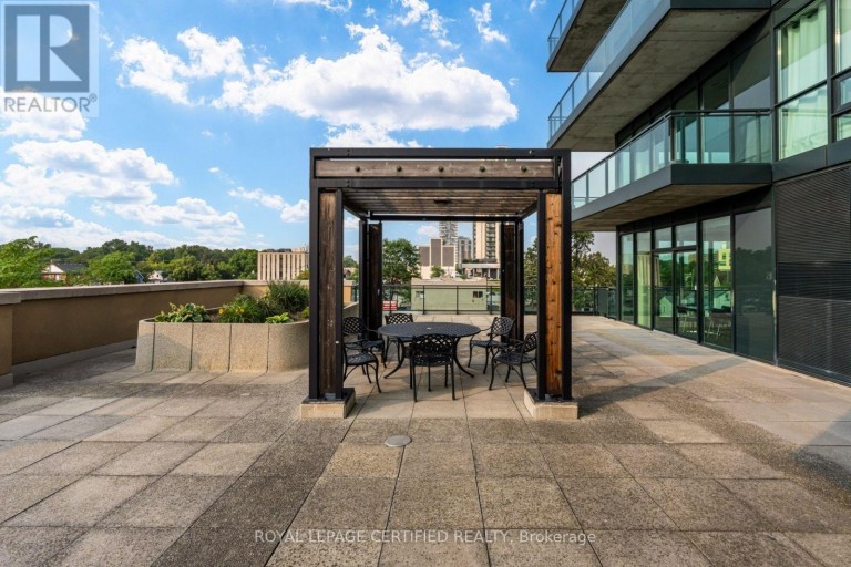 1806 - 100 JOHN STREET, Brampton (Downtown Brampton), Ontario, L6W0A8