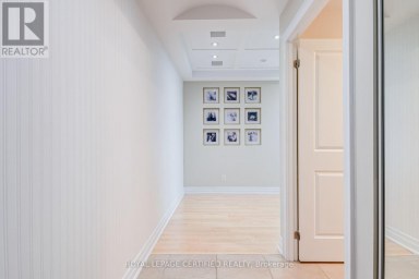 1806 - 100 JOHN STREET Brampton (Downtown Brampton) Ontario photo 6