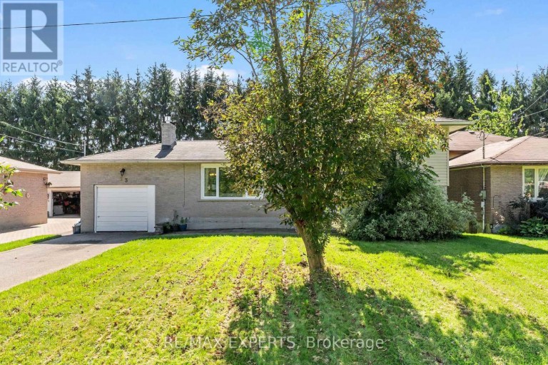 23 THOMAS STREET, Cobourg, Ontario, K9A1K1