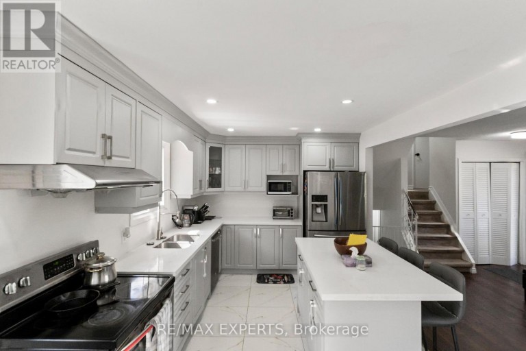 23 THOMAS STREET, Cobourg, Ontario, K9A1K1