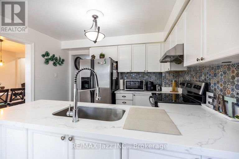 23 MEREDITH COURT, Clarington (Courtice), Ontario, L1E2V9
