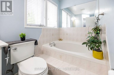 23 MEREDITH COURT Clarington (Courtice) Ontario photo 22