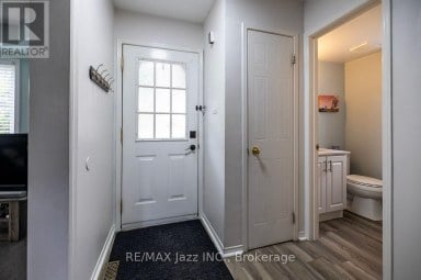 23 MEREDITH COURT Clarington (Courtice) Ontario photo 3