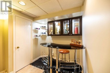 23 MEREDITH COURT Clarington (Courtice) Ontario photo 30