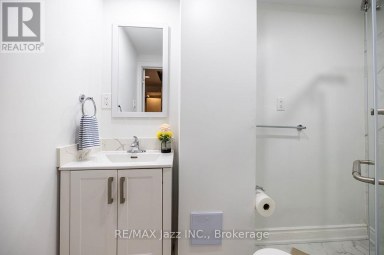 23 MEREDITH COURT Clarington (Courtice) Ontario photo 33