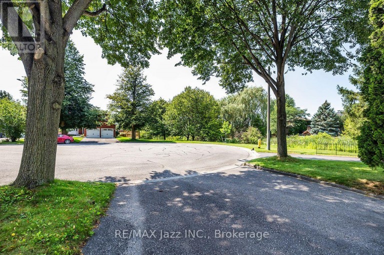 23 MEREDITH COURT, Clarington (Courtice), Ontario, L1E2V9