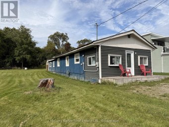 90 MAIN STREET Prince Edward County (Wellington Ward) Ontario photo 1