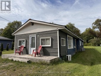 90 MAIN STREET Prince Edward County (Wellington Ward) Ontario photo 2