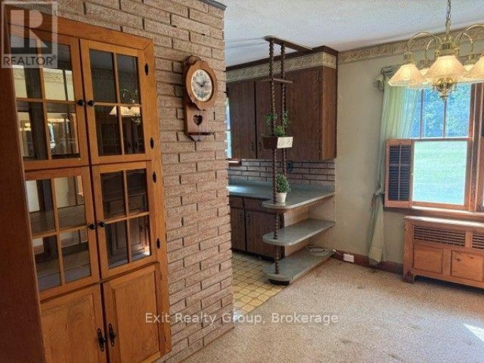 593 COUNTY RD 28, Prince Edward County (Ameliasburg Ward), Ontario, K8N4Z7