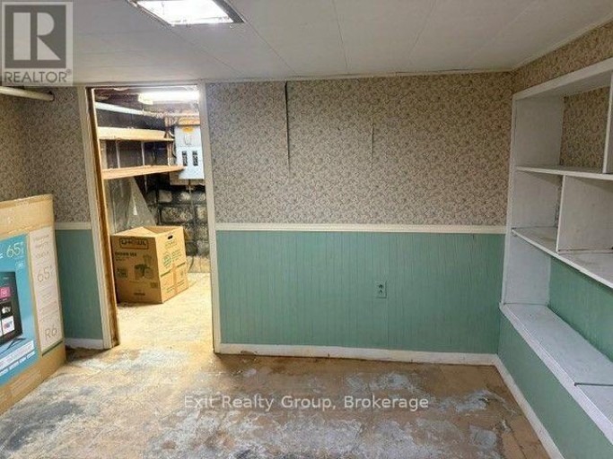 593 COUNTY RD 28, Prince Edward County (Ameliasburg Ward), Ontario, K8N4Z7