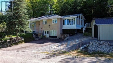 11 RIDGE ROAD Bancroft (Bancroft Ward) Ontario photo 1