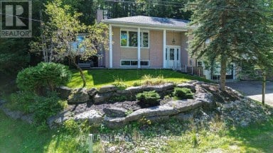 11 RIDGE ROAD Bancroft (Bancroft Ward) Ontario photo 3
