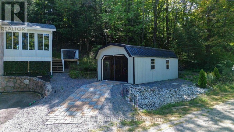 11 RIDGE ROAD, Bancroft (Bancroft Ward), Ontario, K0L1C0