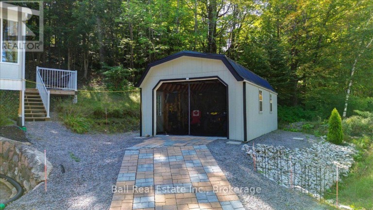 11 RIDGE ROAD, Bancroft (Bancroft Ward), Ontario, K0L1C0