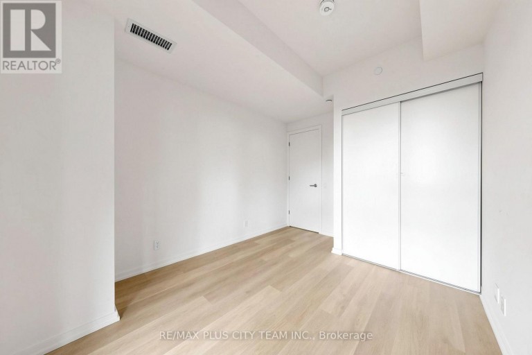 509 - 109 ERSKINE AVENUE, Toronto (Mount Pleasant West), Ontario, M4P0G6