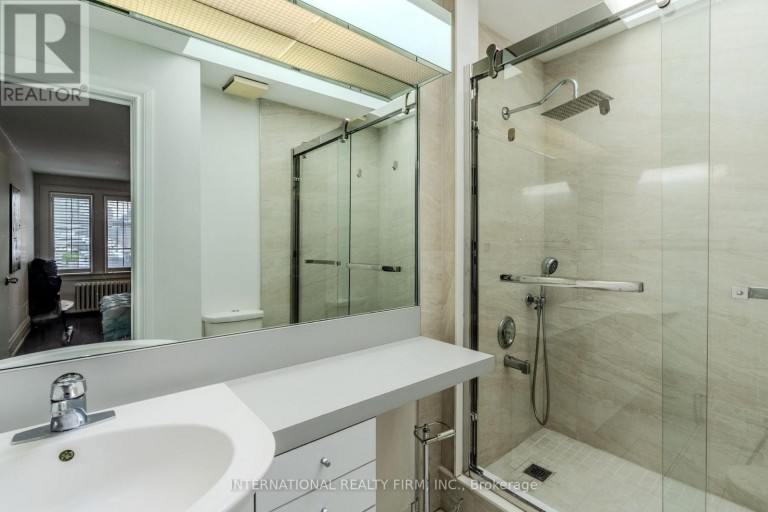 47 MAXWELL AVENUE, Toronto (Yonge-Eglinton), Ontario, M5P2B4