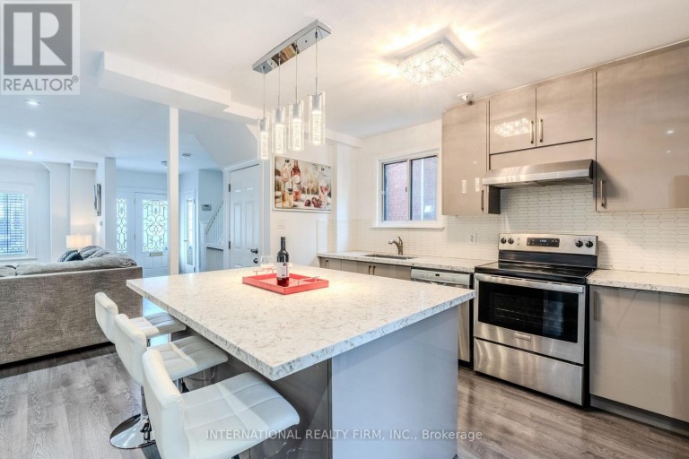 47 MAXWELL AVENUE, Toronto (Yonge-Eglinton), Ontario, M5P2B4