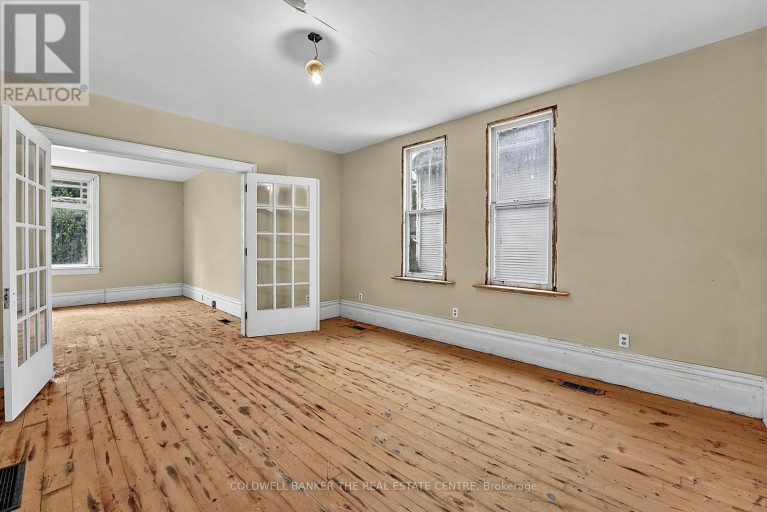 592 GORHAM STREET, Newmarket (Gorham-College Manor), Ontario, L3Y1L3