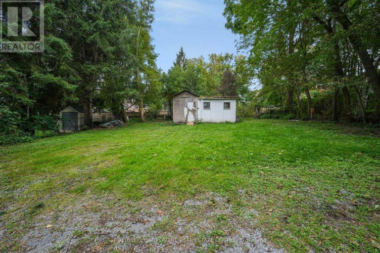592 GORHAM STREET, Newmarket (Gorham-College Manor), Ontario, L3Y1L3