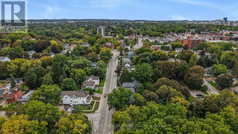 592 GORHAM STREET, Newmarket (Gorham-College Manor), Ontario, L3Y1L3