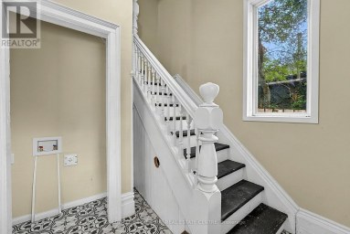 592 GORHAM STREET Newmarket (Gorham-College Manor) Ontario photo 6