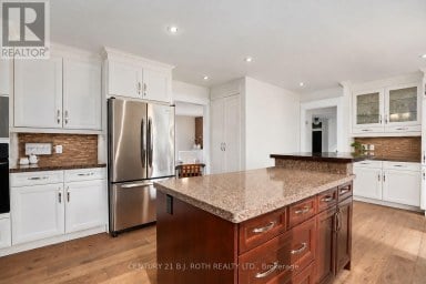 3274 LIAH LANE Innisfil Ontario photo 10