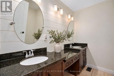3274 LIAH LANE Innisfil Ontario photo 16