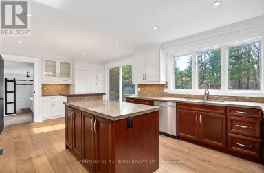3274 LIAH LANE Innisfil Ontario photo 8