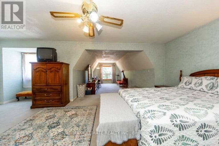 3 ARON DRIVE, Brampton (Fletcher's West), Ontario, L6Y2S3