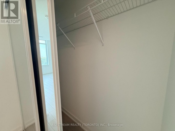 624 - 4000 EGLINTON AVE AVENUE W, Toronto (Humber Heights), Ontario, M9A4M2