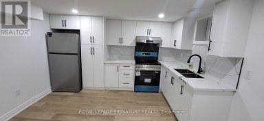 BSMT - 2632 BIRCH CRESCENT Mississauga (Clarkson) Ontario photo 4
