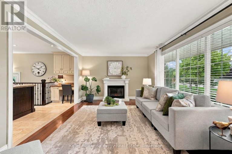 440 CONLIN ROAD E, Oshawa (Kedron), Ontario, L1L0M9