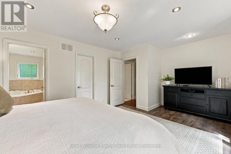 440 CONLIN ROAD E, Oshawa (Kedron), Ontario, L1L0M9