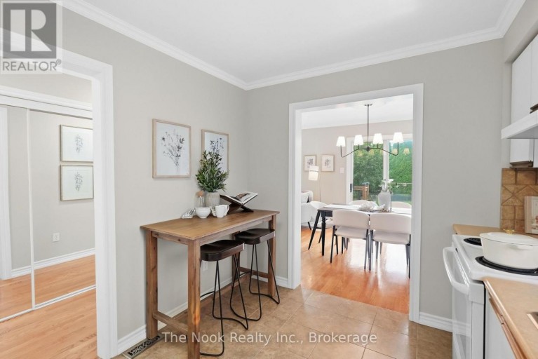 16 KERSHAW STREET, Clarington (Bowmanville), Ontario, L1C4S4
