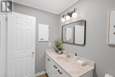 16 KERSHAW STREET Clarington (Bowmanville) Ontario photo 34