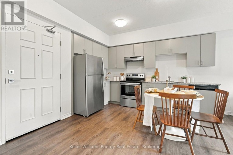 113 - 290 LIBERTY STREET N, Clarington (Bowmanville), Ontario, L1C0V5