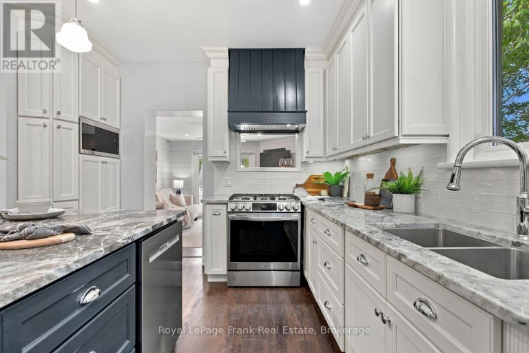 26 YORK STREET, Brock (Cannington), Ontario, L0E1E0